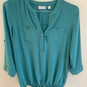 NY&Co Split-neck blouse